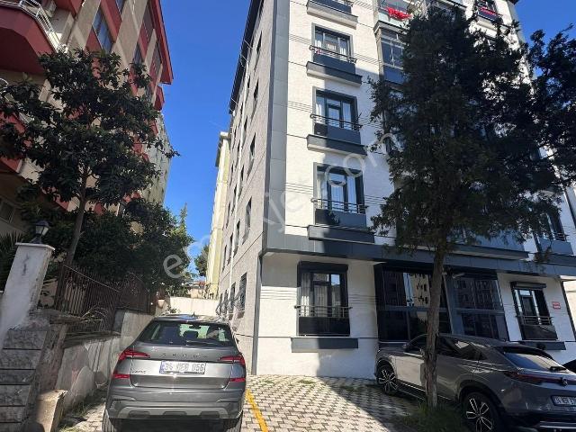 Home Gayrimenkul Den Kartalda Merkezi Konum 2+1 Eşyalı Kiralık