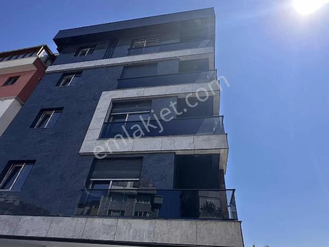 Home Gayrimenkulden Sahile Yürüme Mesafesinde 2+1 Daire