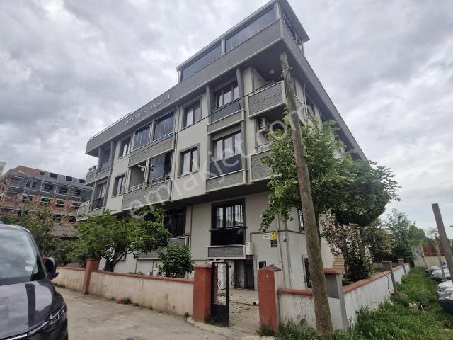Home Gayrimenkulden Sancaktepe De 4+2 Satılık Dublex