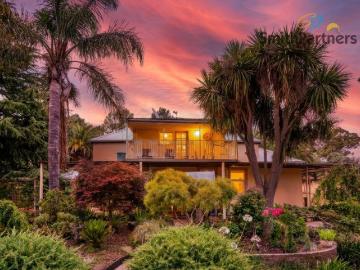 Chain of Ponds, South Australia - Equipped kitchen