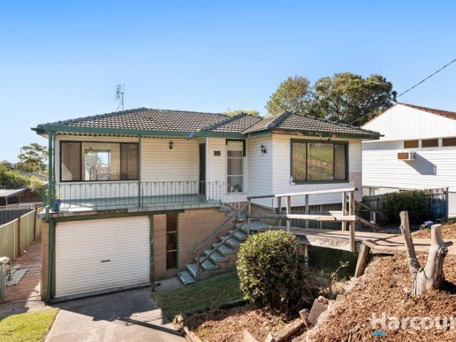 Home plus studio apartment and a convenient location