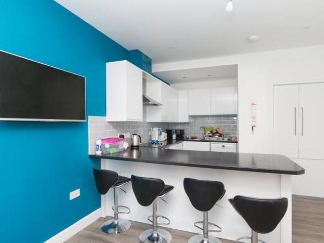 Home Street, Edinburgh EH3, 4 bed flat to rent, £2,800 pcm | PrimeLocation