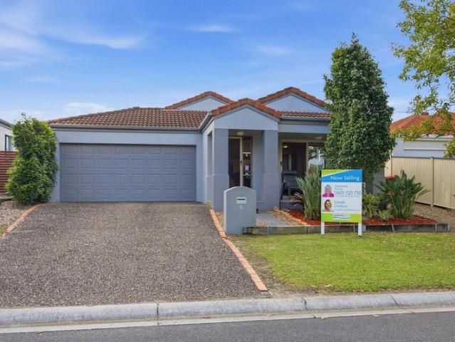 HOME SWEET HOME NORTH FACING LIVING ON LEVEL LAND IN A PEACEFUL ARUNDEL LOCATION