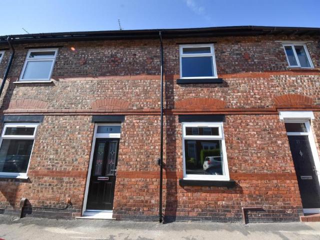 Home Terrace, Swinley, Wigan, WN1 2HH 3 bed terraced house to rent £1,050 pcm £242 pw