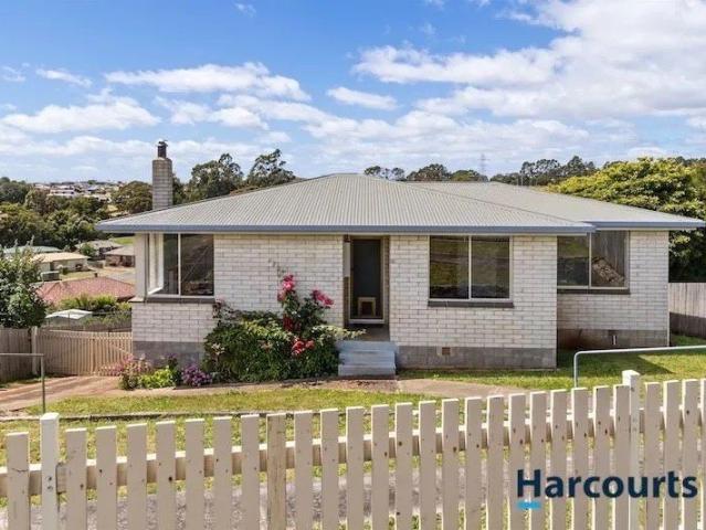 Home with large enclosed yard
