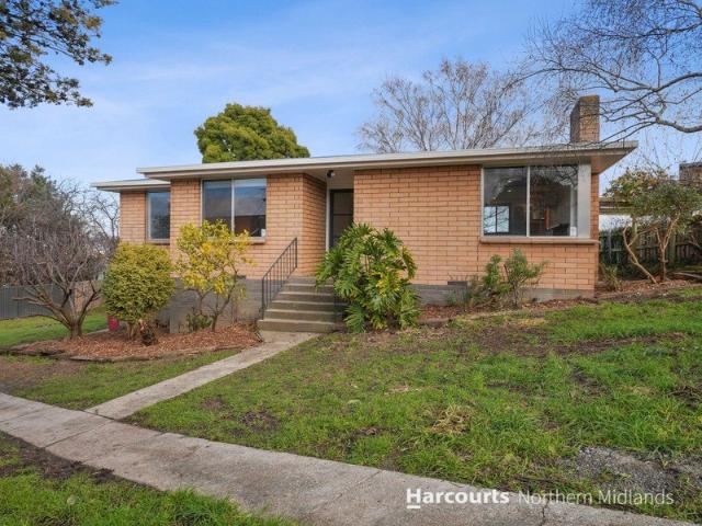 Home with Large Secure Yard