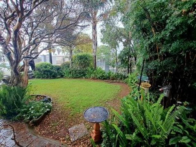 home with ultra mod garden flat!