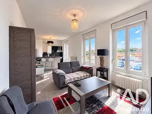 Homécourt 54310 Achat / Vente appartement 3 pièces t3 au dernier étage cave