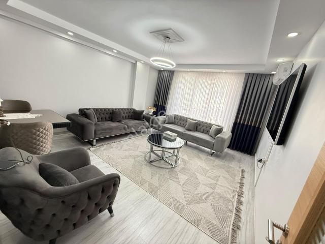 Home'dan Ordu Caddesinde Satılık 3+1 160m Ara Kat Daire Asansrlü