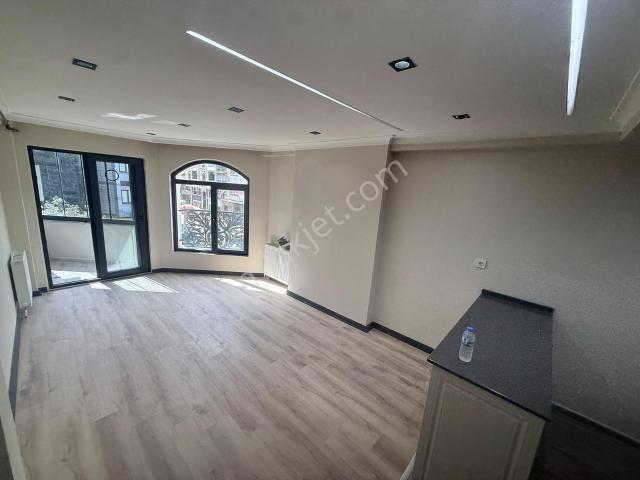 Home'dan Cadde Cepheli Sıfır Mükemmel 70m² 1+1 Lüks 2 kat Daire