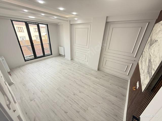 HOME'DAN İSMETPAŞA MAH'DE SATILIK 100M 2+1 ÖZEL LÜX YAPIM DAİRE
