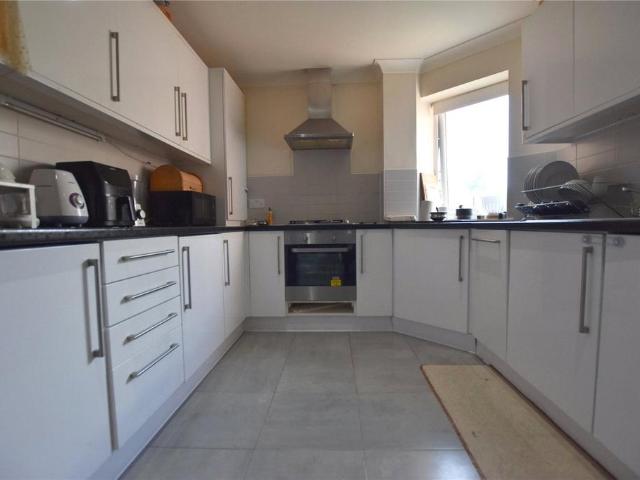 Homefield Place, Croydon, CR0 2 bed apartment to rent £1,800 pcm £415 pw