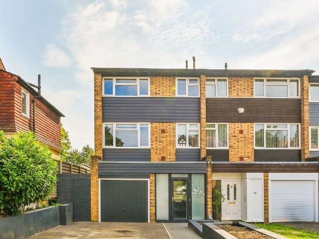Homefield Road, Bromley BR1, 4 bed end terrace house to rent, £3,200 pcm | PrimeLocation
