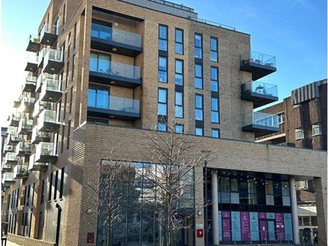 Homefield Rise, Orpington BR6, 2 bed flat to rent, £1,900 pcm | PrimeLocation