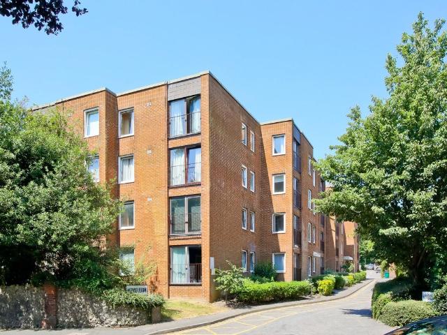 Homeleigh, London Road, Brighton BN1, 2 bed flat to rent, £1,395 pcm | PrimeLocation