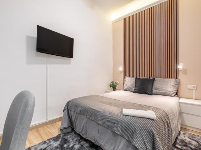Homely double bedroom in the heart of Alicante