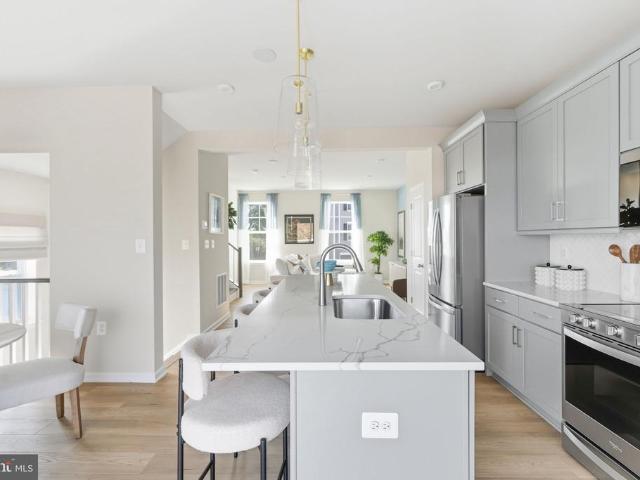 HOMESITE 737 Abigail Street