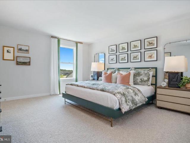HomeSite 799 Sherman Avenue