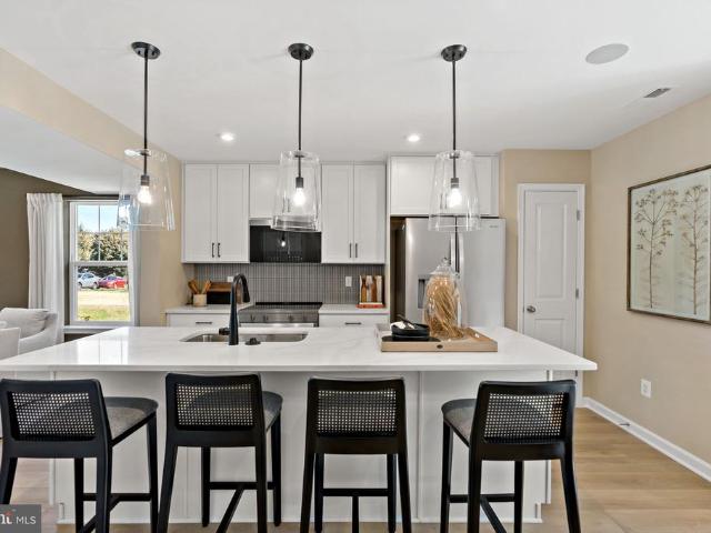 HOMESITE 80 Hopkins Court