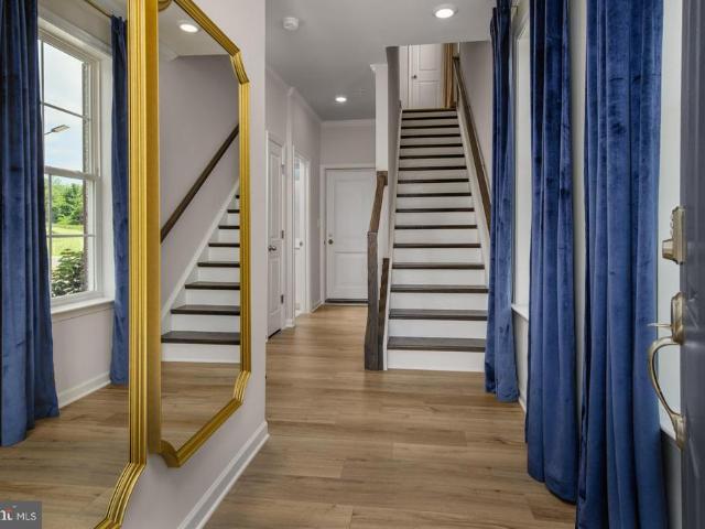 HOMESITE V30 Presidential Parkway