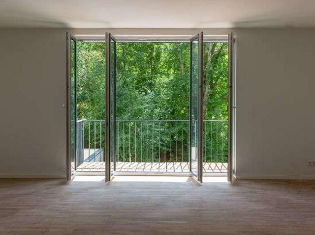 HOMESK Exklusive 2 Zimmer Neubauwohnung mit Süd Balkon, Einbauküche, barrierearm in Neukölln