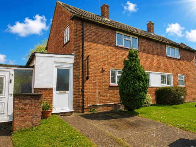 Homestall, Guildford GU2, 4 bed semi detached house to rent, £2,500 pcm | PrimeLocation