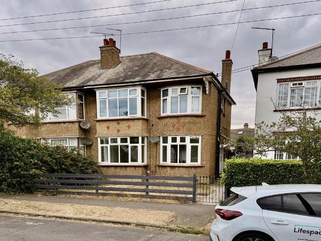 Homestead Gardens SS7, 2 bed flat to rent, £1,150 pcm | PrimeLocation