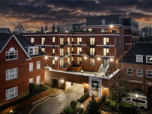 Homer Road, Solihull B91, 1 bed flat to rent, £1,250 pcm | PrimeLocation