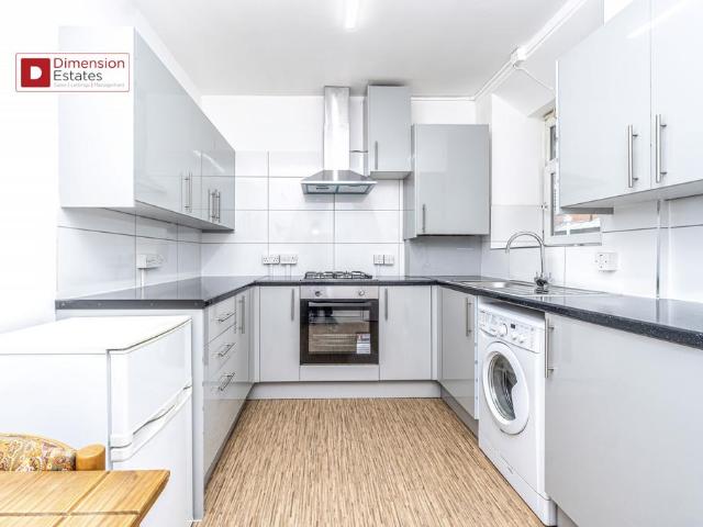 Homerton Road, Hackney, E9 4 bed flat to rent £3,200 pcm £738 pw