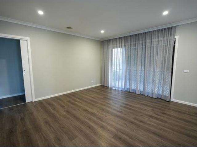 Homey & Modern!
