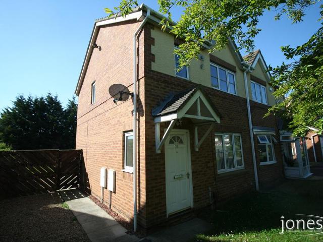 Honey Way, Stockton on Tees, TS19 0JB 3 bed semi detached house to rent £775 pcm £179 pw