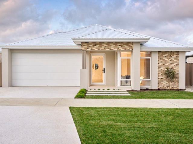Honey Grove Estate House & Land now available
