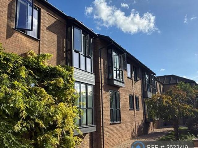 Honey Hill Mews, Cambridge, CB3 2 bed flat to rent £1,550 pcm £358 pw