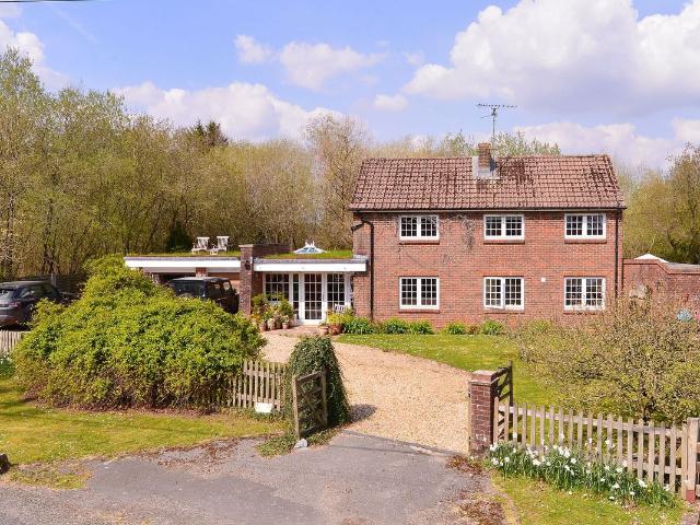 Honey Lane, Selborne GU34, 4 bed detached house to rent, £3,250 pcm | PrimeLocation