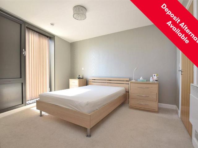 Honeybourne Way, Gloucestershire GL50 2 bed apartment to rent £1,250 pcm £288 pw