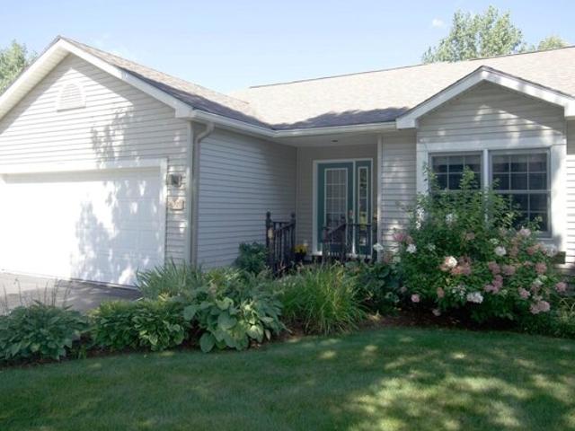Honeysuckle Ln, Williston, Condo For Sale