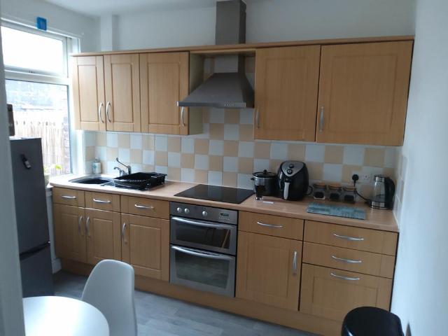 Honeywell Street, Barnsley, South. 2 bed terraced house to rent £700 pcm £162 pw