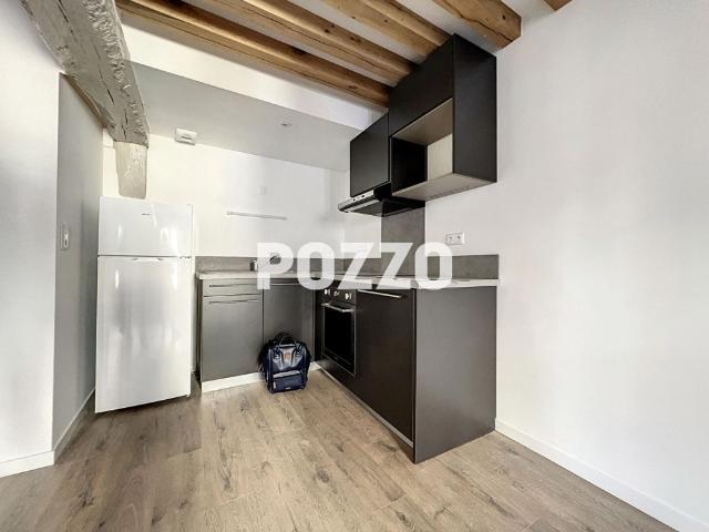 HONFLEUR: appartement 4 pièces 92 m² à louer
