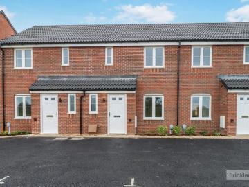 Hood Close, Market Harborough LE16, 3 bed terraced house to rent, £1,400 pcm | PrimeLocation