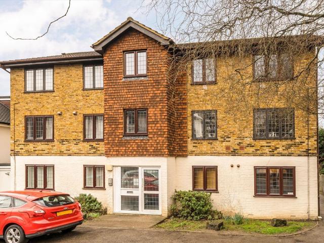 Hook Road, Surbiton KT6, 1 bed flat to rent, £1,450 pcm | PrimeLocation
