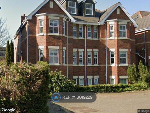 Hoole Road, Chester CH2, 2 bed flat to rent, £1,175 pcm | PrimeLocation