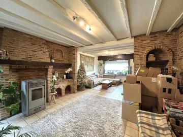 HOB |2 SLAAPKAMERS |TUIN | CARPORT | 515 m²