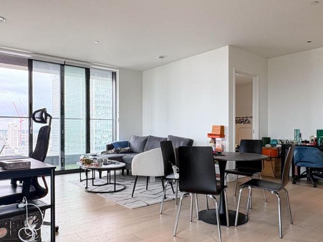 Hobart Building, 2 Wards Place. 2 bed flat to rent £4,330 pcm £999 pw
