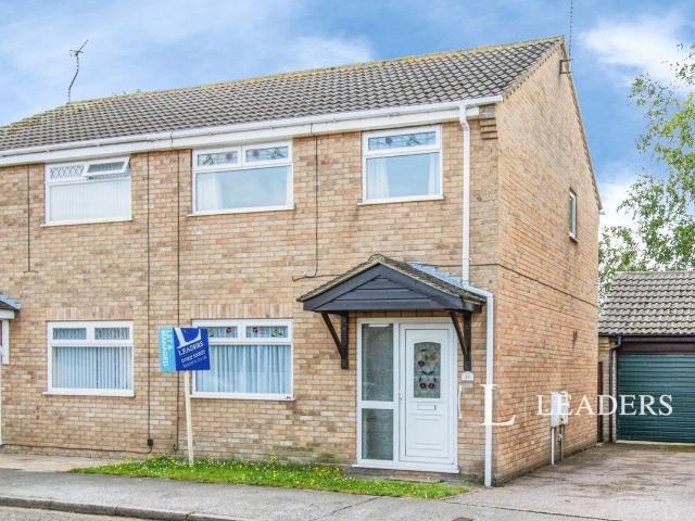 Hobart Way, Lowestoft, Suffolk NR32, 3 bed semi detached house to rent, £950 pcm | PrimeLocation