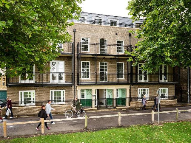 Hobbs House, 18 19 Regent Terrace, Cambridge CB2, 2 bed flat to rent, £2,675 pcm | PrimeLocation