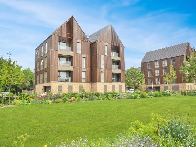 Hobson Avenue, Trumpington CB2, 2 bed flat to rent, £2,050 pcm | PrimeLocation