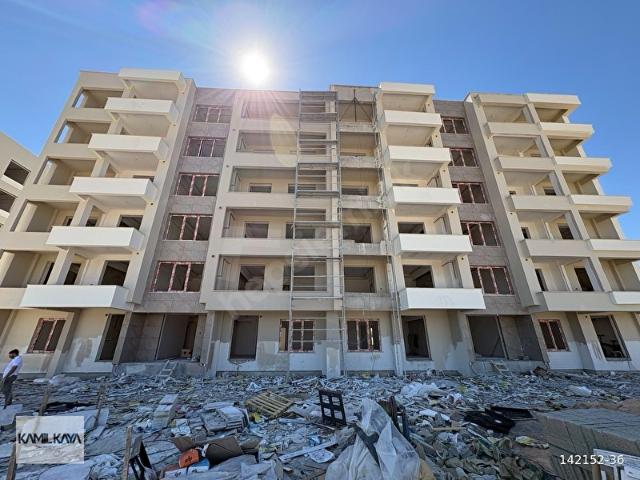HOCACİHAN'DA SİTE İÇİ ARA KAT SATILIK LÜKS 2+1 DAİRE