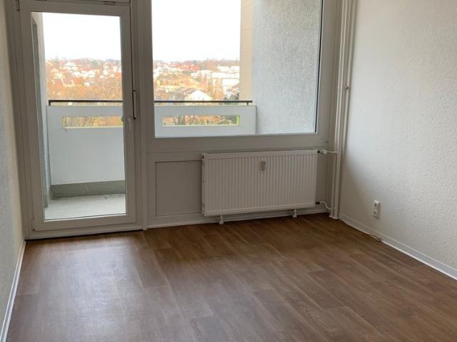 Hoch hinaus: 4 Zimmerwohnung mit 2 tollen Balkonen