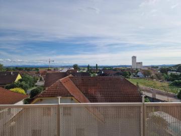 BEFRISTETE PREISREDUKTION: HOCH HINAUS TRAUMHAFTE DACHGESCHOSSECKWOHNUNG MIT IMPOSANTER SONNENTERRASSE UND FERNBLICK PROVISIONSFREI