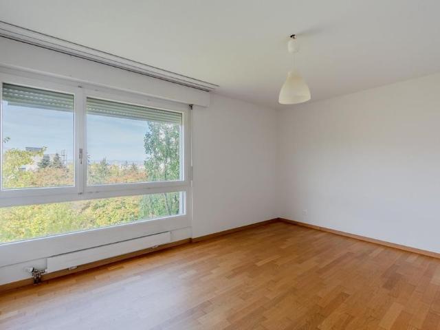 Hoch hinaus dein neues Zuhause in Köniz!